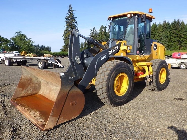 2023-john-deere-544-image-1