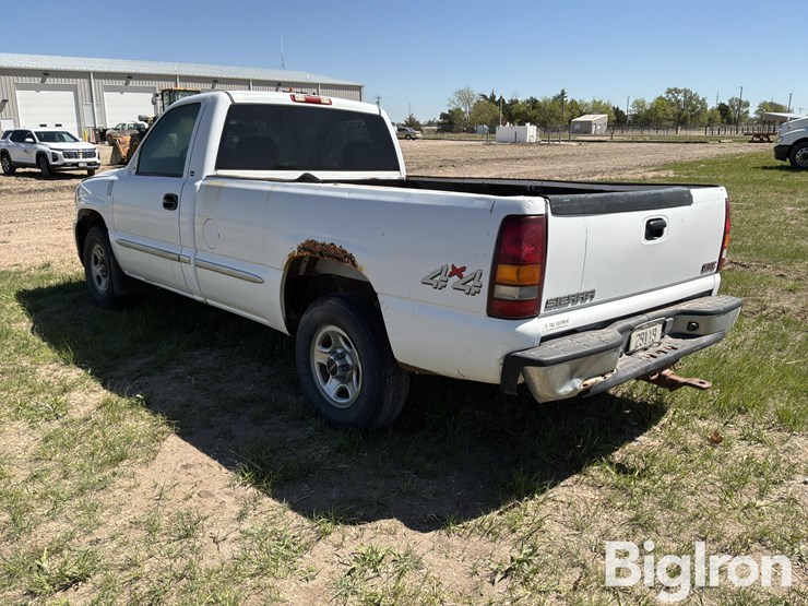 2002-gmc-sierra-1500-image-7