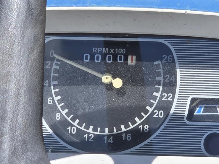 ford-4000-image-12