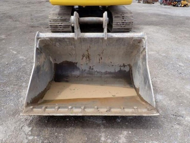2022-komatsu-pc210-lc-11-image-82