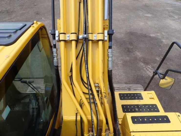 2022-komatsu-pc210-lc-11-image-73