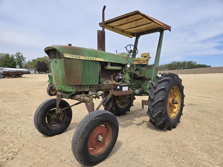 john-deere-4020-image-3