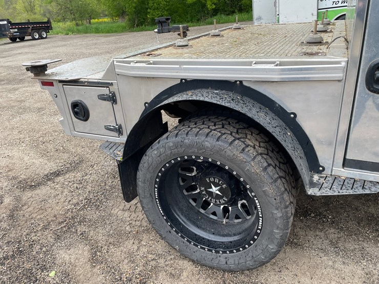 2019-dodge-ram-3500-image-29