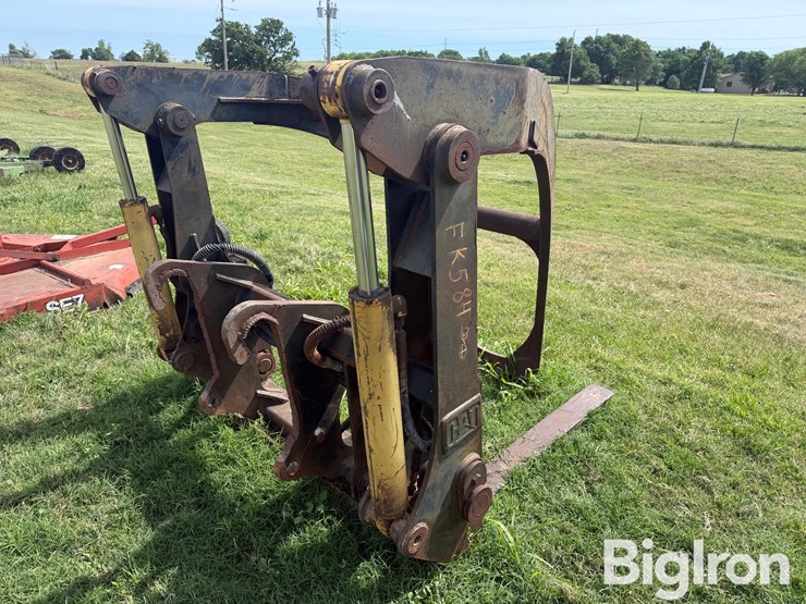 caterpillar-forestry-grapple-image-5