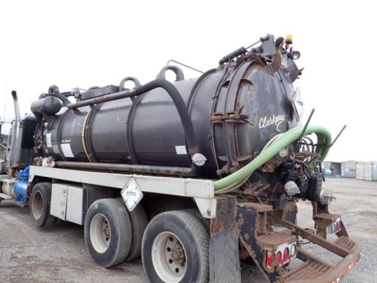 inoperable-2005-mack-cv713-tri/a-vacuum-truck-1m2a-image-54