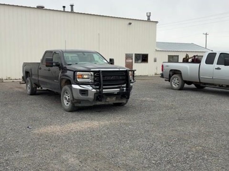 2015-gmc-sierra-3500hd-image-1