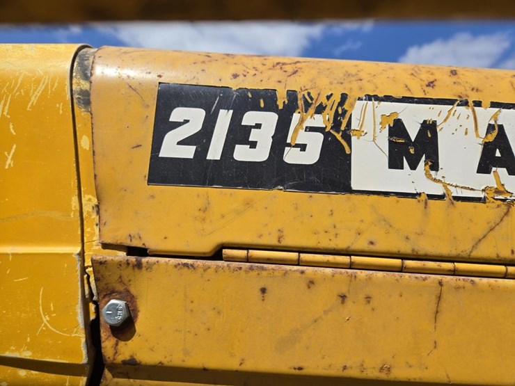massey-ferguson-2135-image-5
