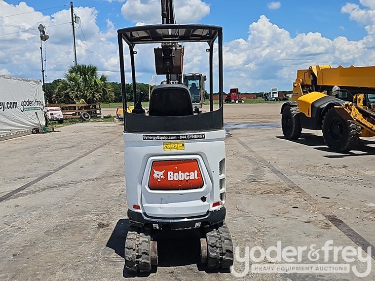 2020-bobcat-e20-image-23