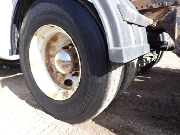 2013-western-star-4900sb-image-46