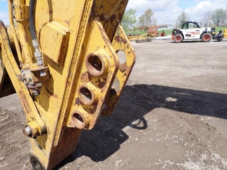 2016-caterpillar-336el-image-23