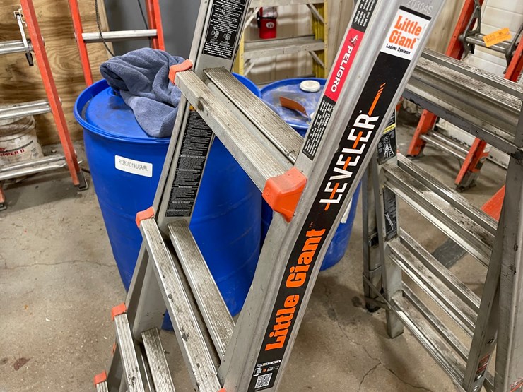 #4588-•-little-giant-leveler-adjustable-ladder-image-4
