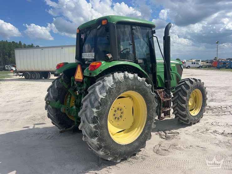 2014-john-deere-6125m-image-3