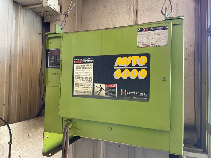 #4537-•-toyota-electric-forklift-image-26