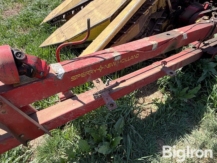 new-holland-718-image-12