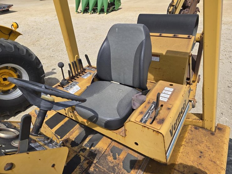 2007-vermeer-v8550a-image-9