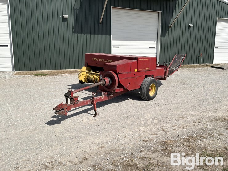 1976-new-holland-320-image-1