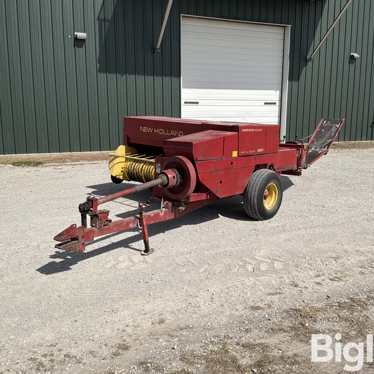 1976 NEW HOLLAND 320