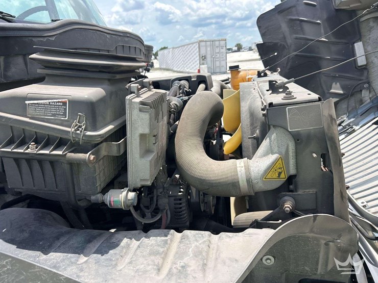 2014-international-durastar-4300-image-7