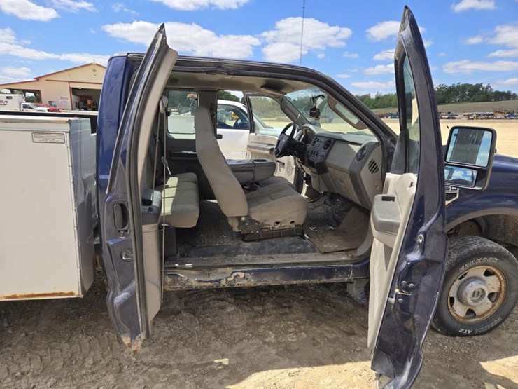 2008-ford-f250-image-22