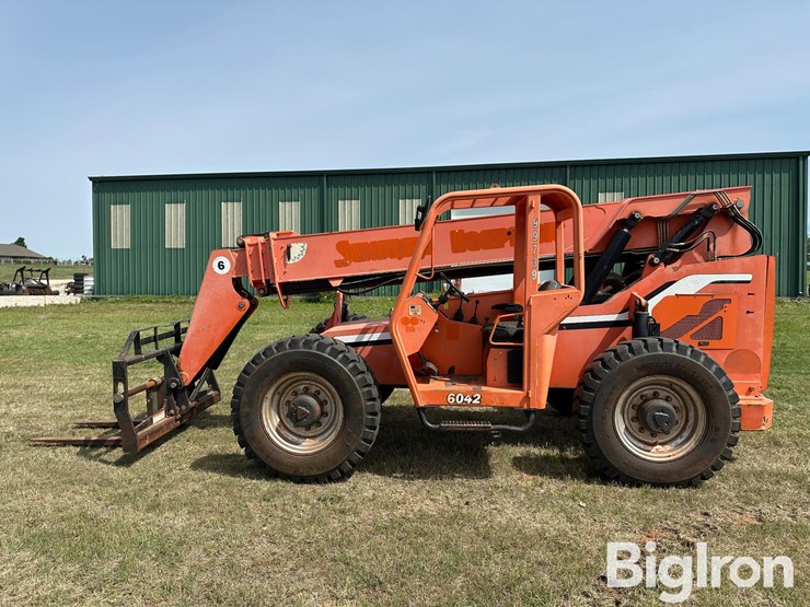 2011-jlg-skytrak-6042-4x4x4-telehandler-image-8