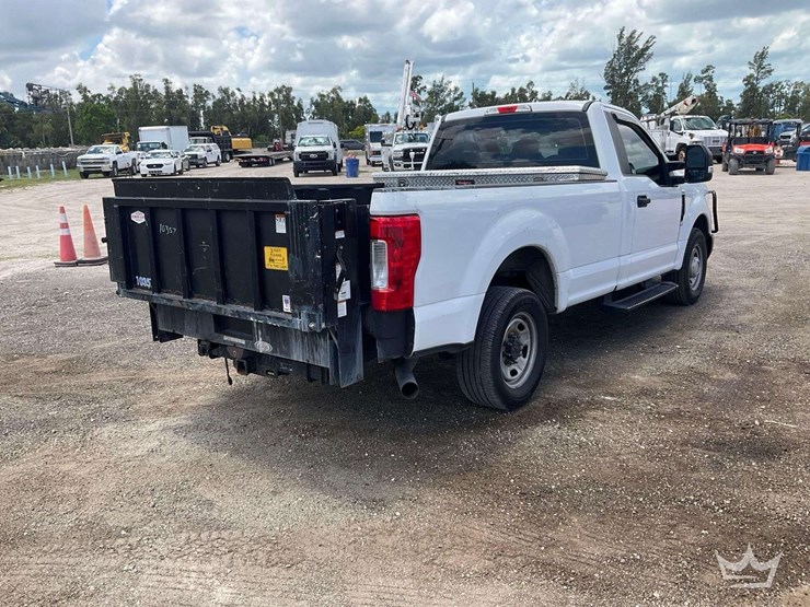 2017-ford-f250-image-3