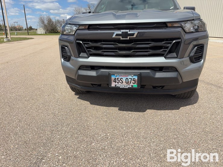 2025-chevrolet-colorado-image-10