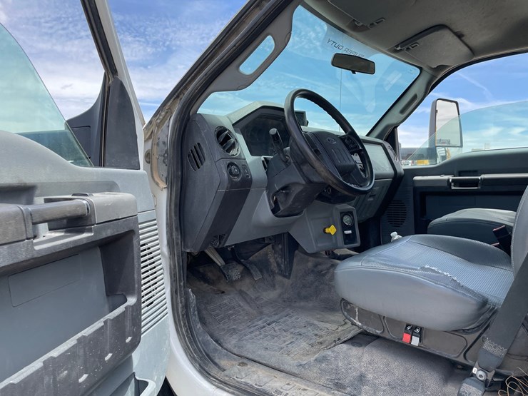 2019-ford-f750-image-11