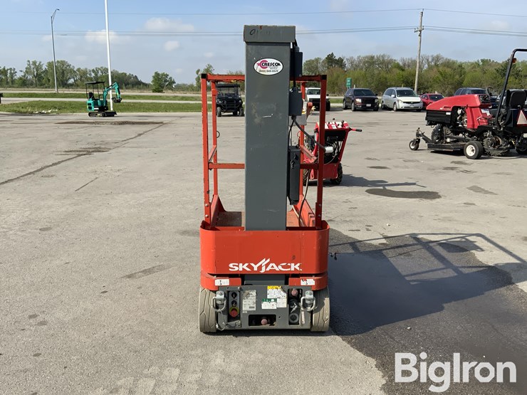 2017-skyjack-sj12-image-2