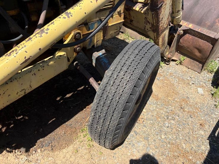 ford-tractor-image-17