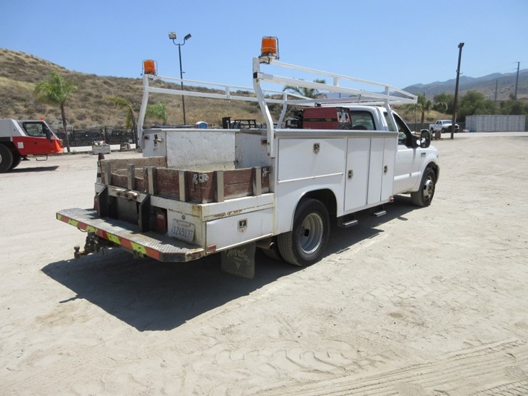 2006-ford-f350-xl-image-3