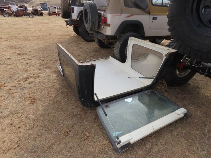 1973-jeep-cj-4x4-image-11