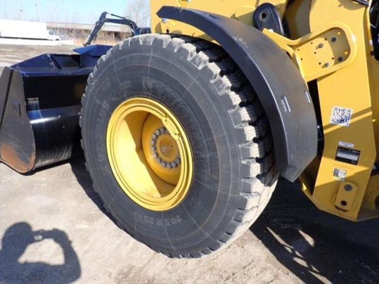 2023-caterpillar-926m-image-41