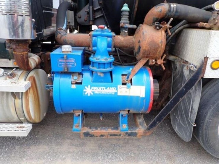inoperable-2005-mack-cv713-tri/a-vacuum-truck-1m2a-image-37