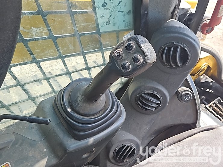 caterpillar-299d2-image-26
