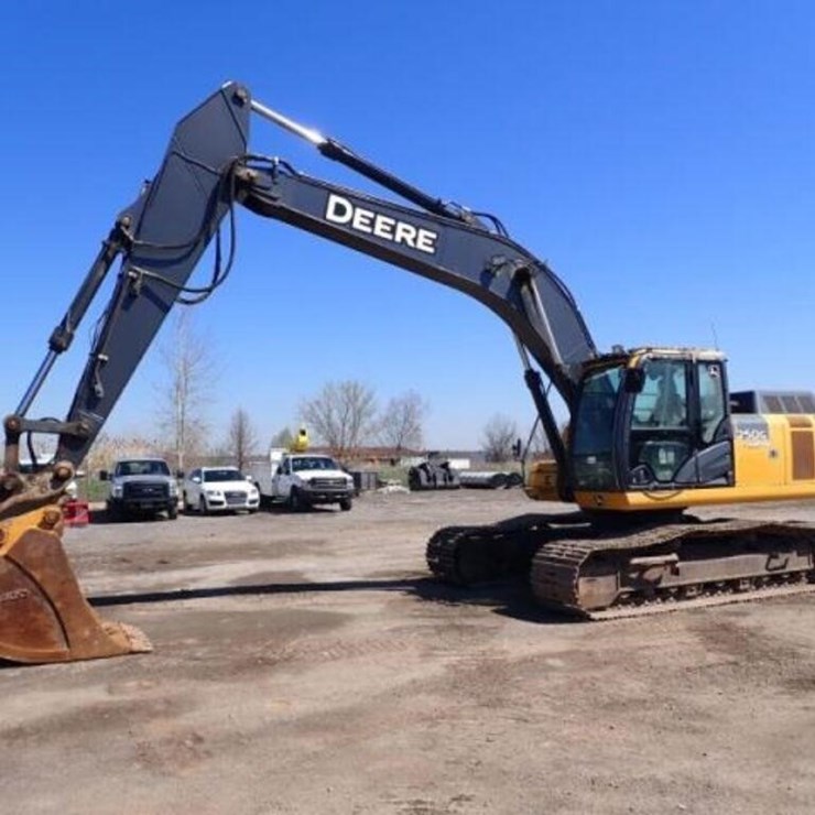 2017 DEERE 250G LC