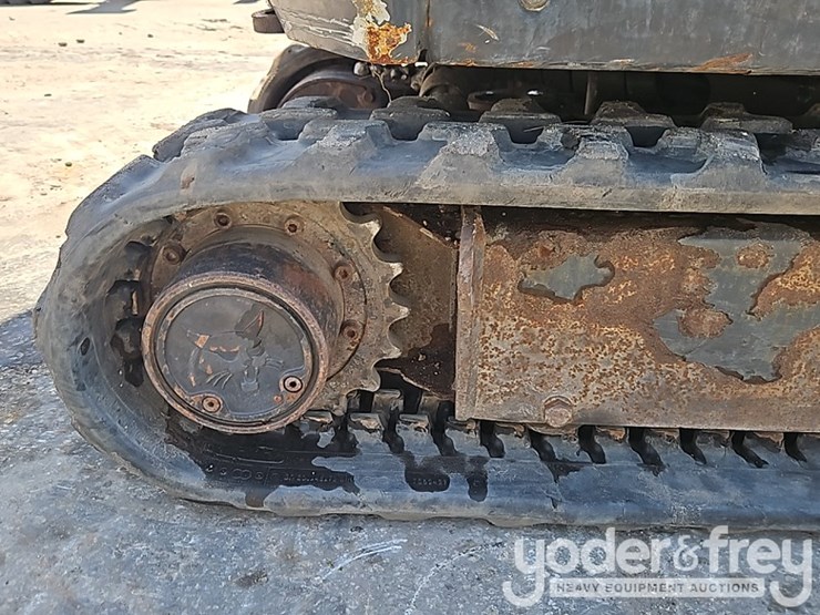 2020-bobcat-e20-image-8