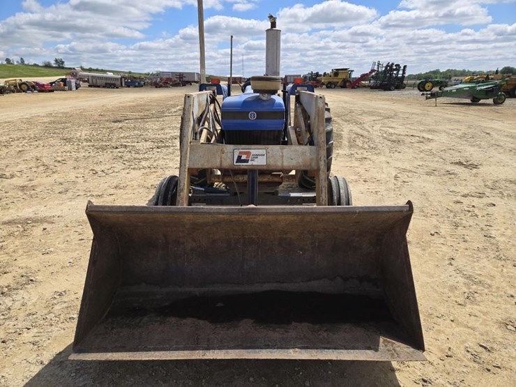 new-holland-5610-image-21