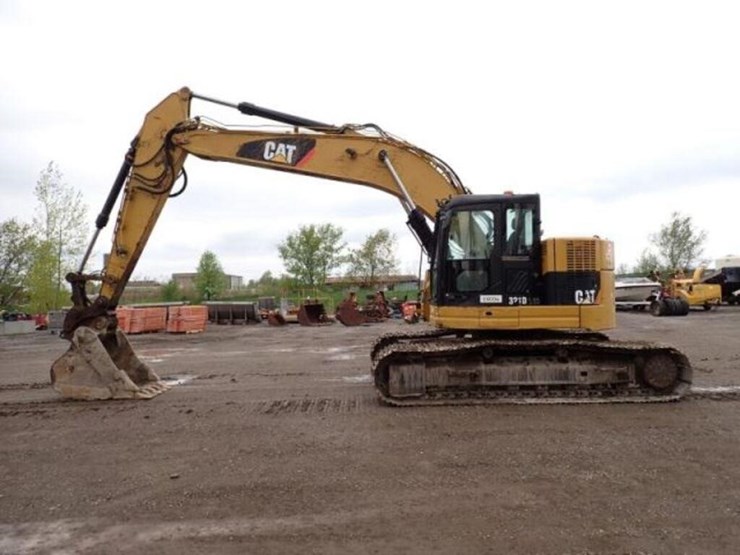 2013-caterpillar-321d-lcr-image-8