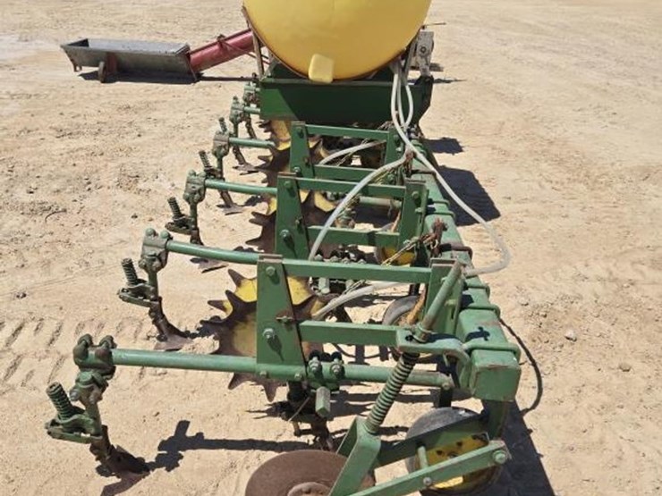 john-deere-6-image-8