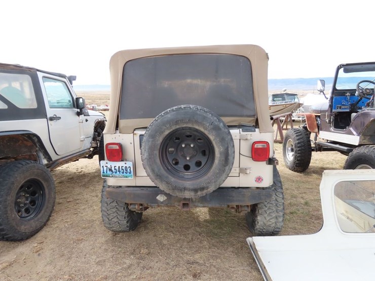 1995-jeep-wrangler-image-7