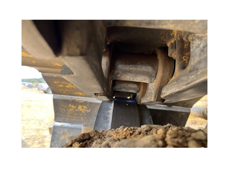 2024-komatsu-d61px-24-image-20