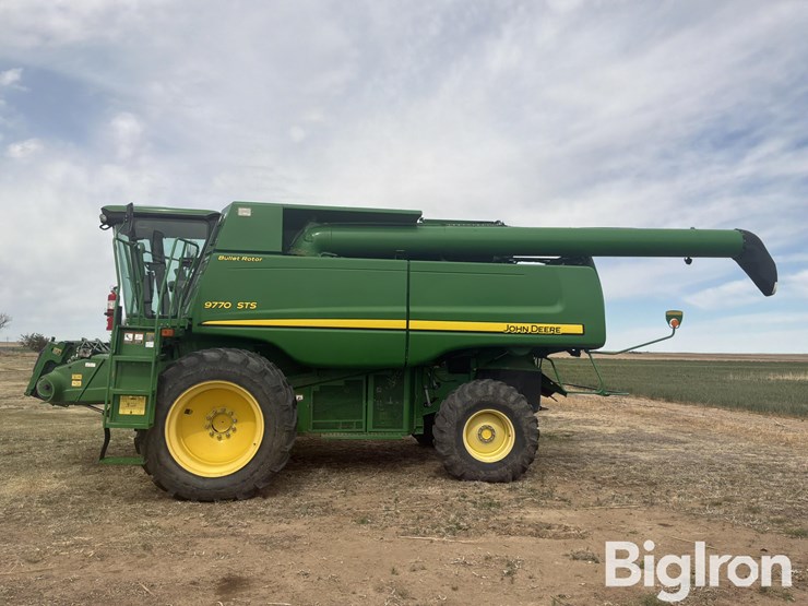 2009-john-deere-9770-sts-image-8