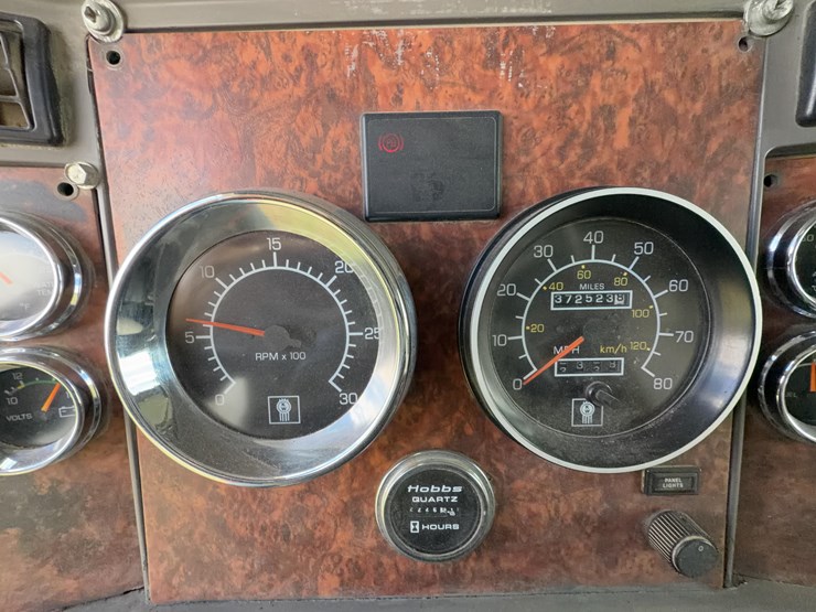 2006-kw-t800-semi-image-46