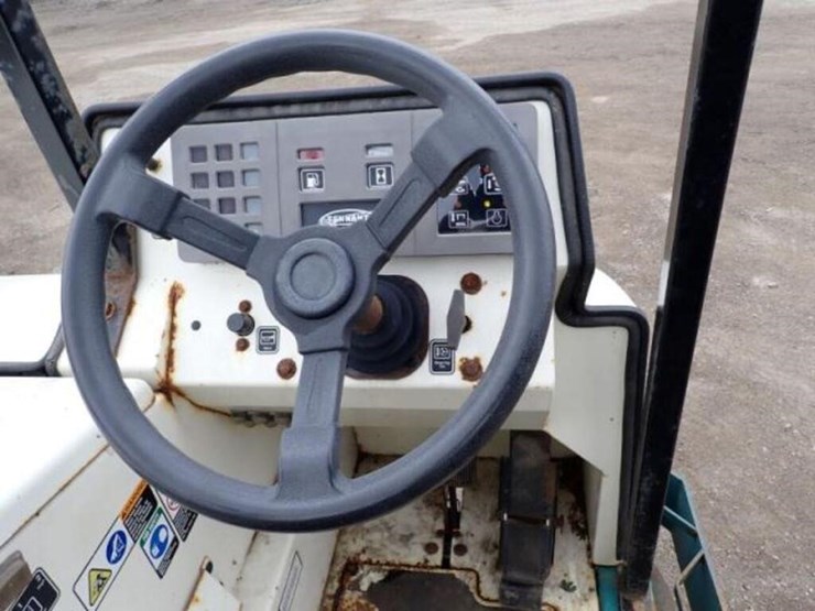 2001-tennant-7400-image-13