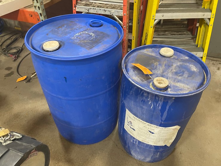 #4595-•-(2)-poly-barrels-image-1