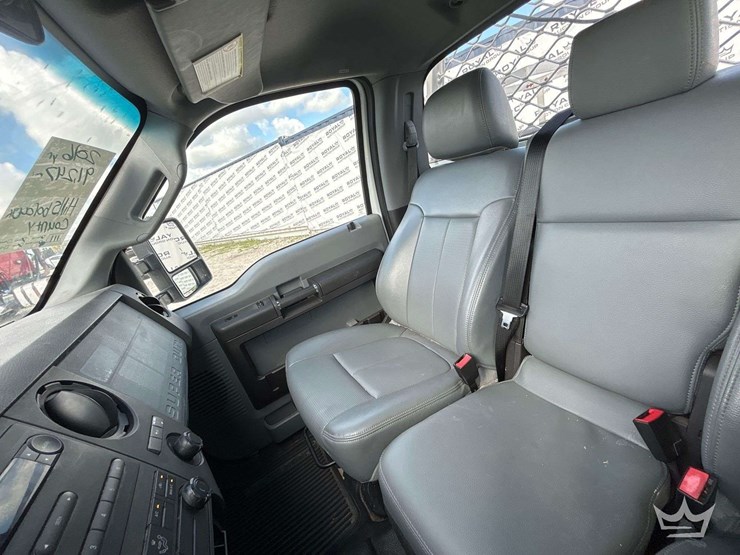 2016-ford-f350-image-16