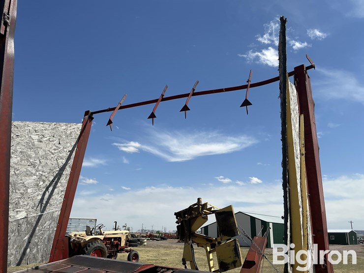 new-holland-1034-image-15