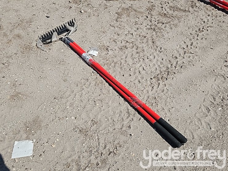 unused-craftsman-14-tine-bow-rake,-set-of-3-image-2