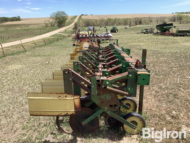 john-deere-885-image-4