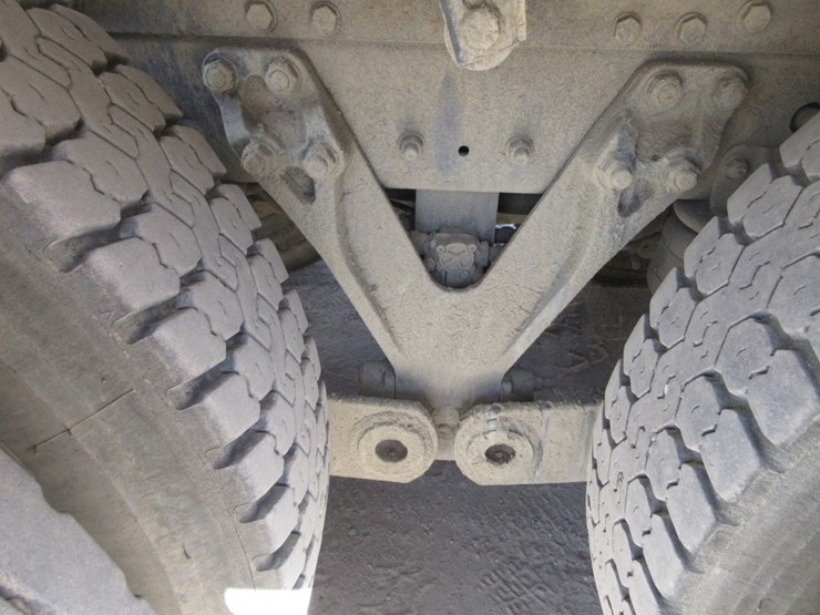 2013-kenworth-t800-image-22
